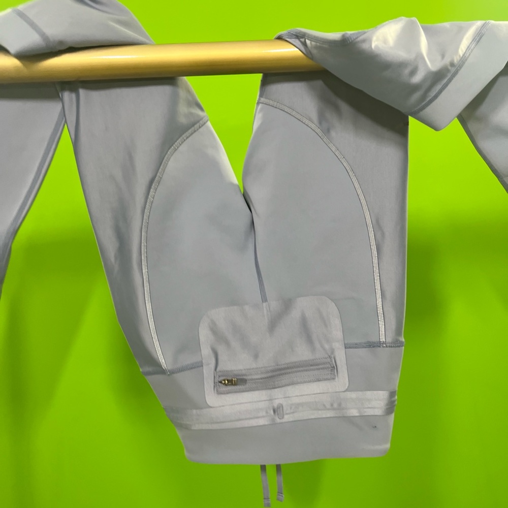 Running Pants - Picture 2 of 5